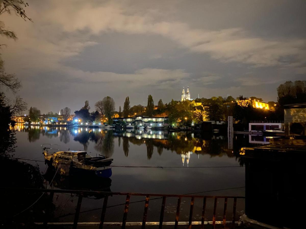 Houseboat Ginger Prague Hotel Luaran gambar