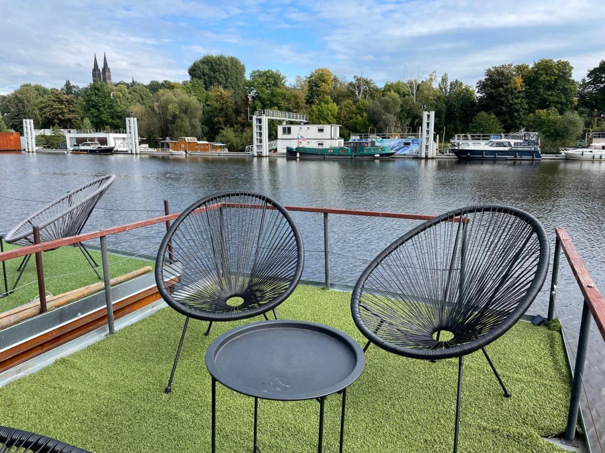Houseboat Ginger Prague Hotel Luaran gambar